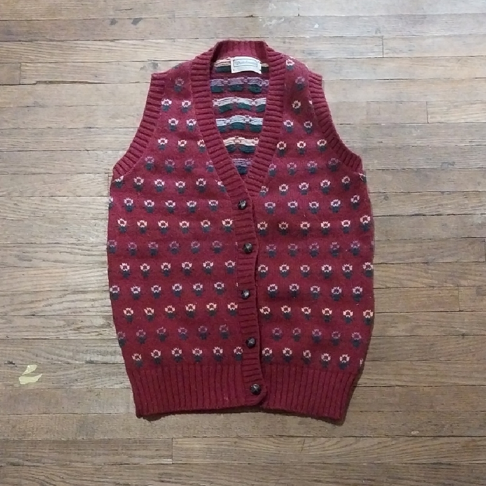 Dutchmaid Vintage Red Floral Knit Vest